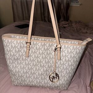 Michael Kors Tote